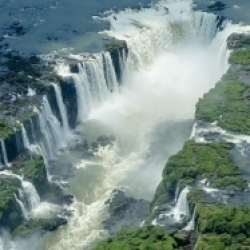Cataratas do Iguaçu, no Parque Nacional do Iguaçu, Paraná
